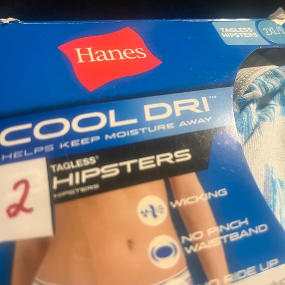 Hanes 2- Pairs of Women’s Hanes Tagless Hipsters Cool Dri size 2XL/9 NEW - Picture 3 of 6